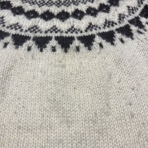 Vintage 60s Cream Fair Isle Homemade Wool Sweater - Picture 2 of 3